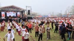 Rayakan HUT Ke-35 Kabupaten Lampung Barat Ribuan Penari Padati Lampangan Merdeka Nyambai Bersama
