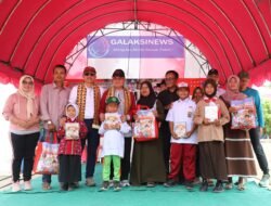Curi Perhatian.!!! Masyarakat Suoh-BNS Terima Doorprize Menarik Hingga seragam Sekolah Gratis ikut Jalan Sehat